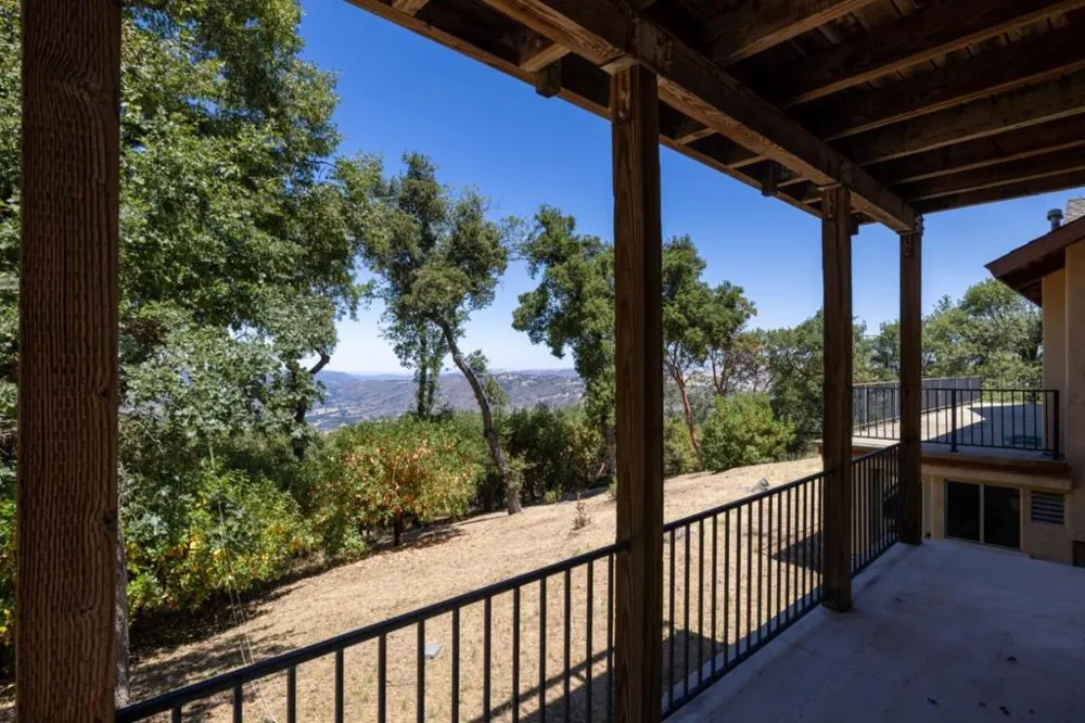 39537 Laurel Springs Road Carmel Valley, CA 93924