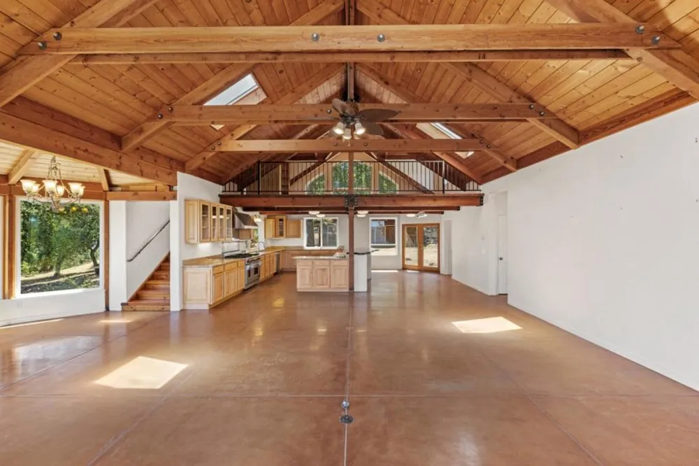 39537 Laurel Springs Road Carmel Valley, CA 93924