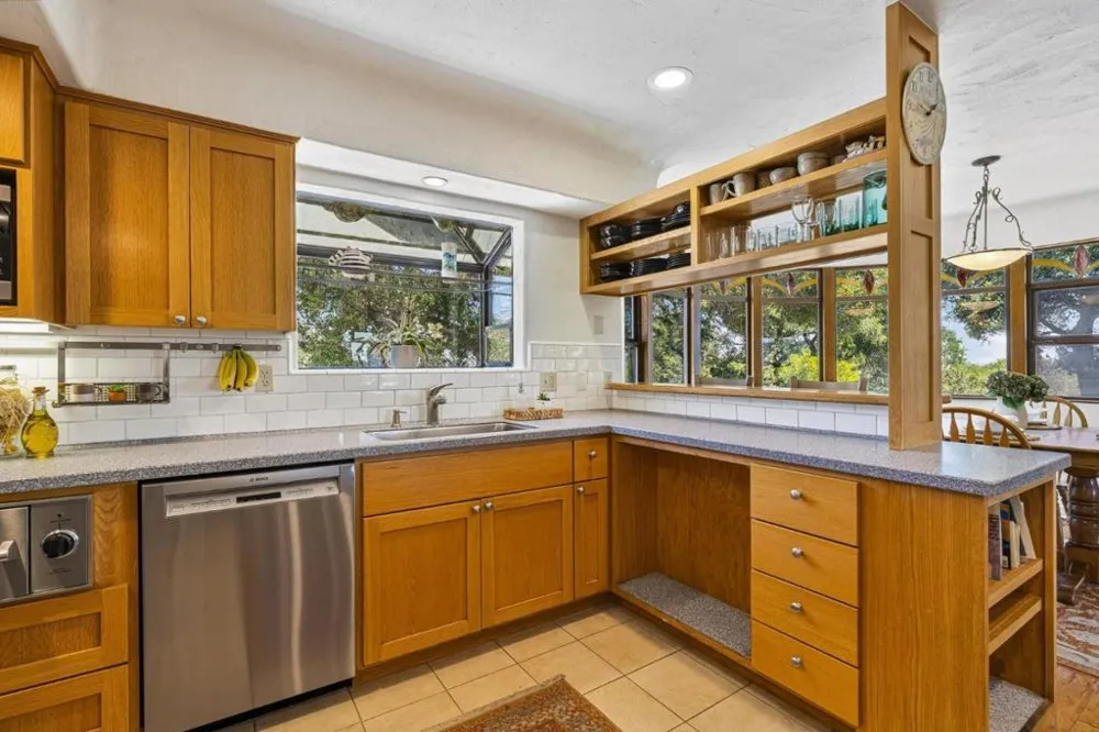50 Magnifico Vita Lane Watsonville, CA 95076