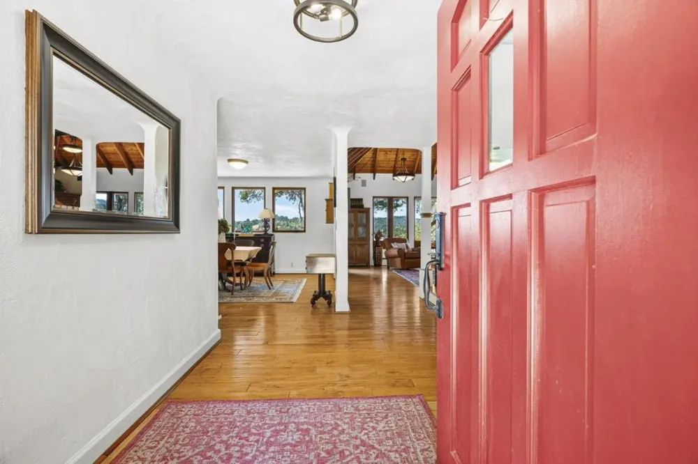 50 Magnifico Vita Lane Watsonville, CA 95076