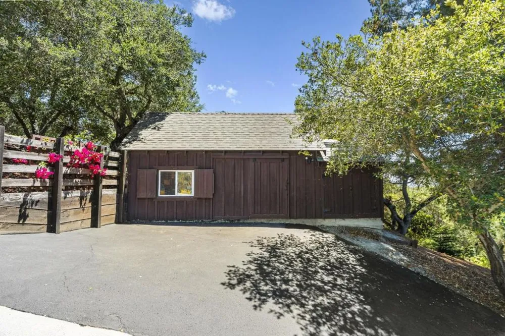 50 Magnifico Vita Lane Watsonville, CA 95076