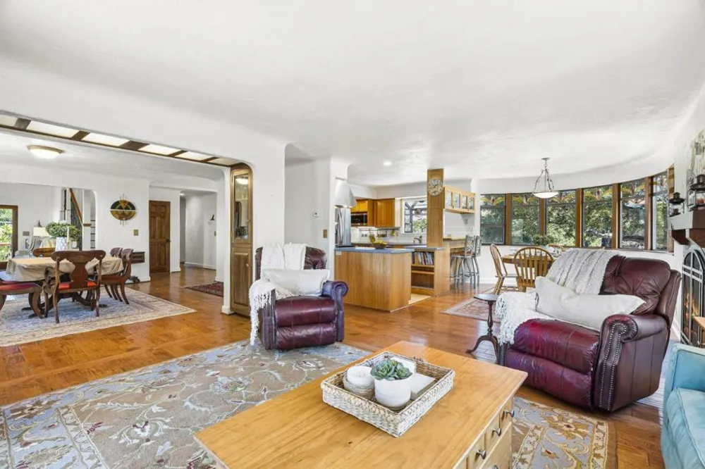 50 Magnifico Vita Lane Watsonville, CA 95076