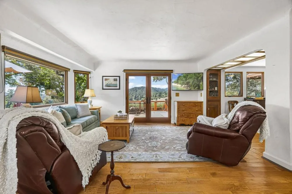 50 Magnifico Vita Lane Watsonville, CA 95076