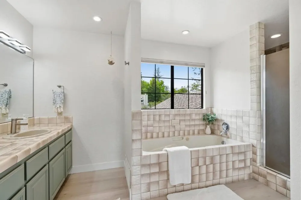 105 Quarry Lane Santa Cruz, CA 95060