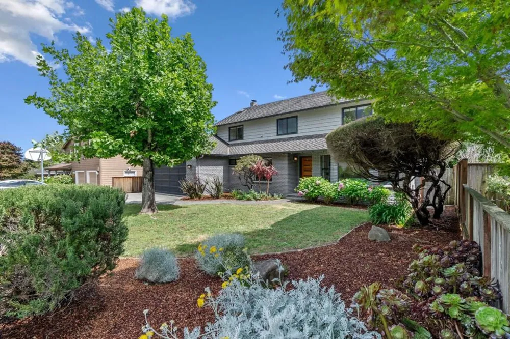 105 Quarry Lane Santa Cruz, CA 95060