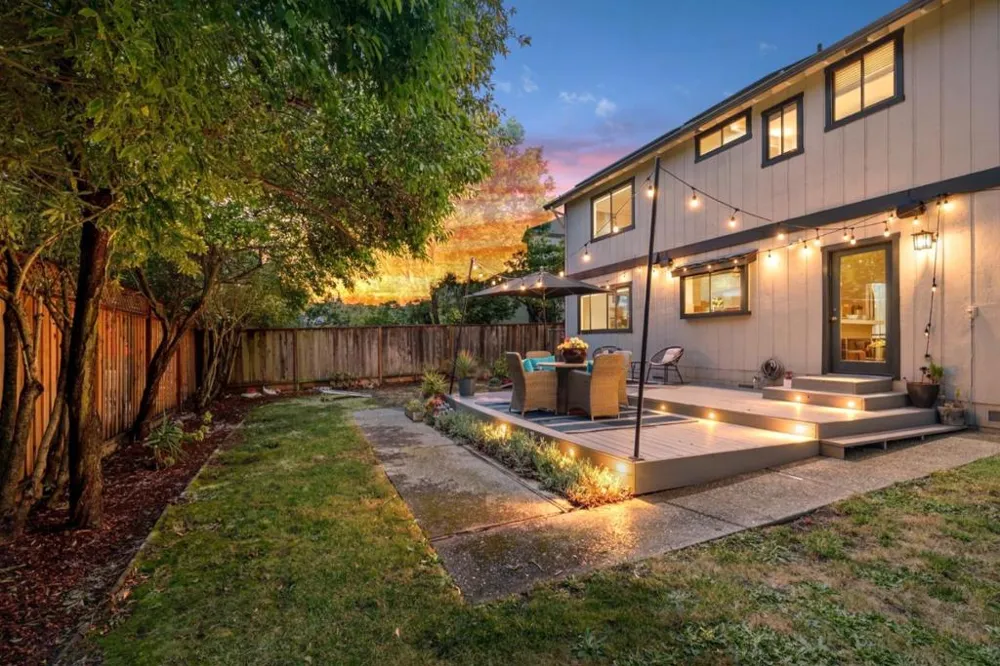 105 Quarry Lane Santa Cruz, CA 95060