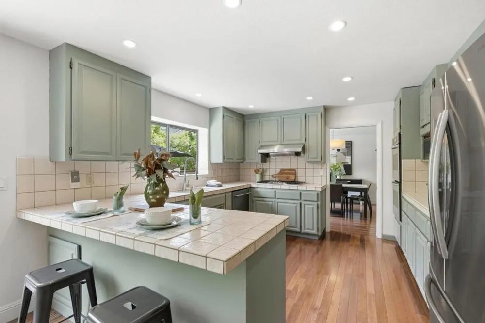 105 Quarry Lane Santa Cruz, CA 95060