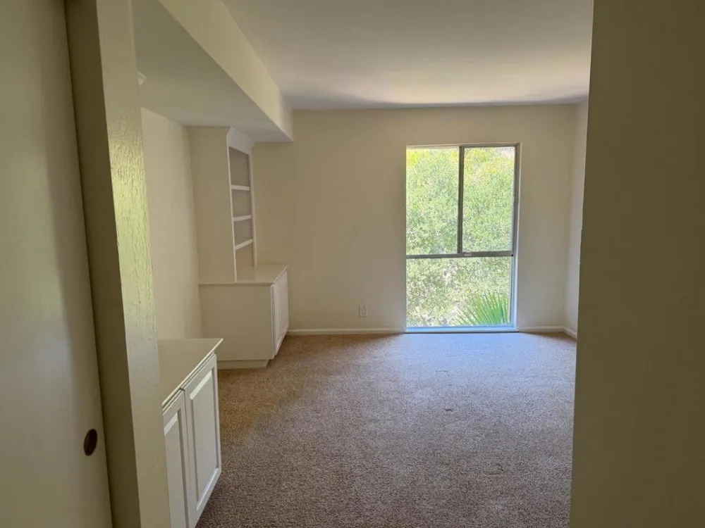 675 Sharon Park Drive #321 Menlo Park, CA 94025