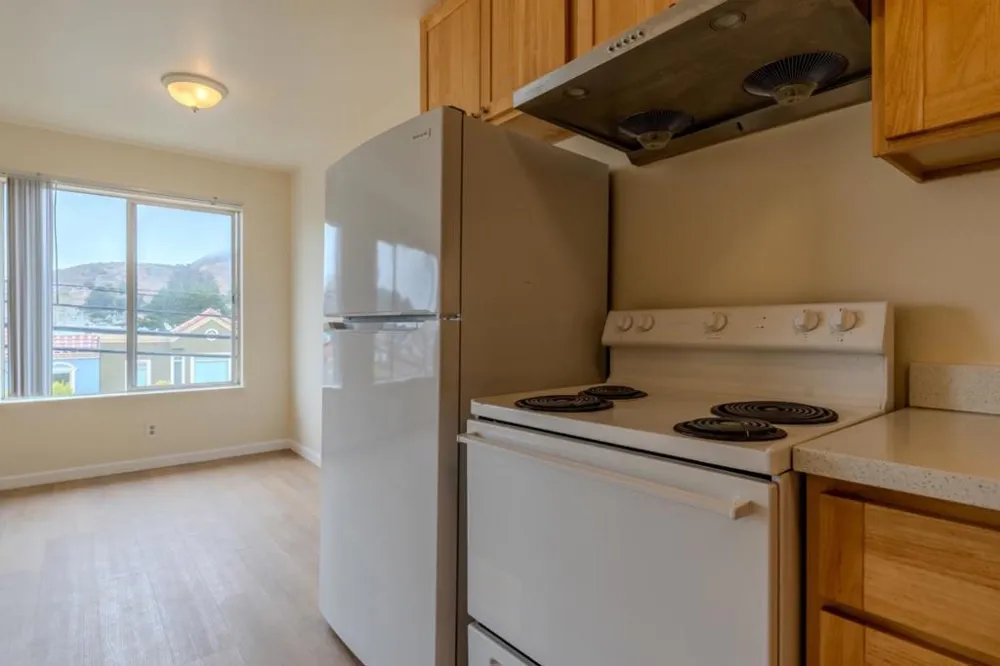 580 Lisbon Street #6 Daly City, CA 94014