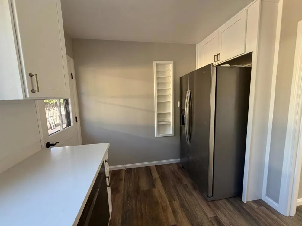 200 Anita Road #1 Burlingame, CA 94010