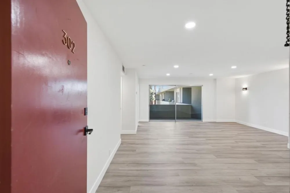 1458 Hudson Street #302 Redwood City, CA 94061