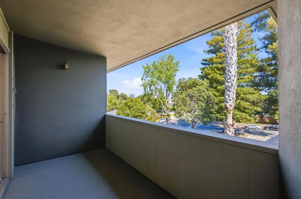 1458 Hudson Street #302 Redwood City, CA 94061