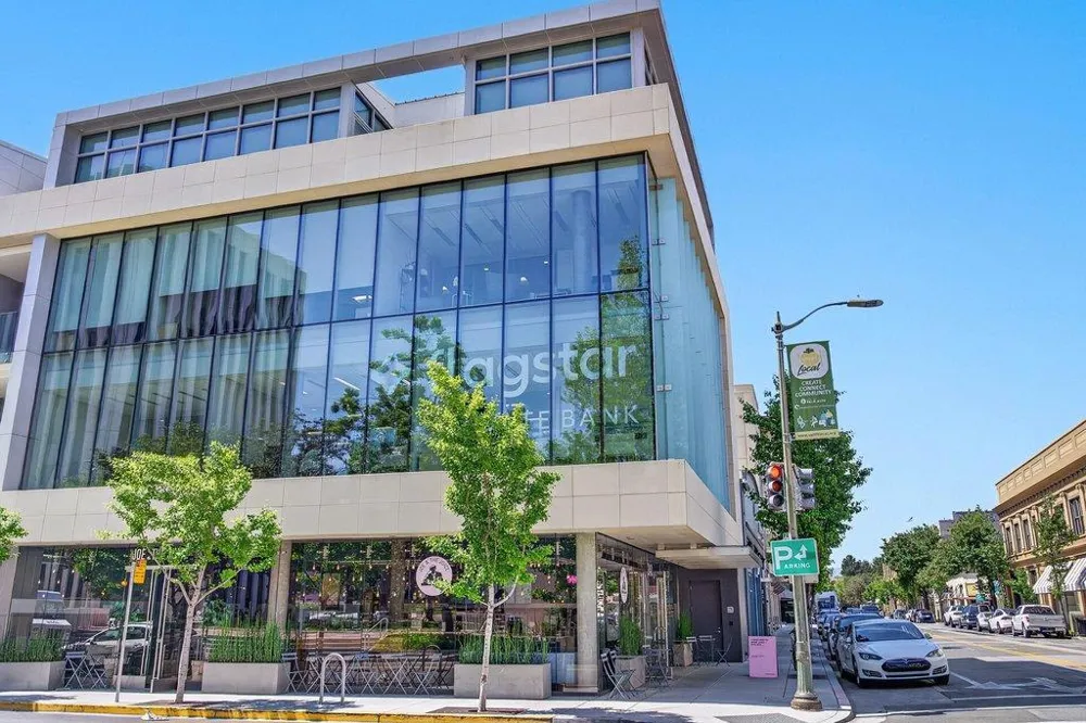 640 Waverley Street Palo Alto, CA 94301