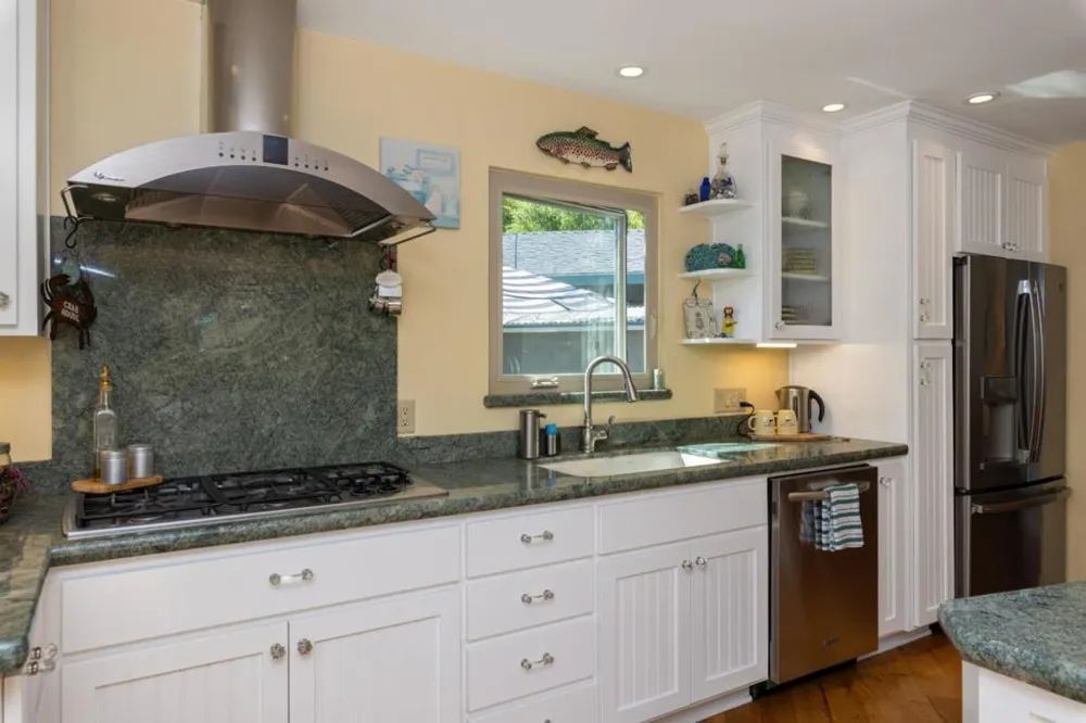 514 Humes Avenue Aptos, CA 95003