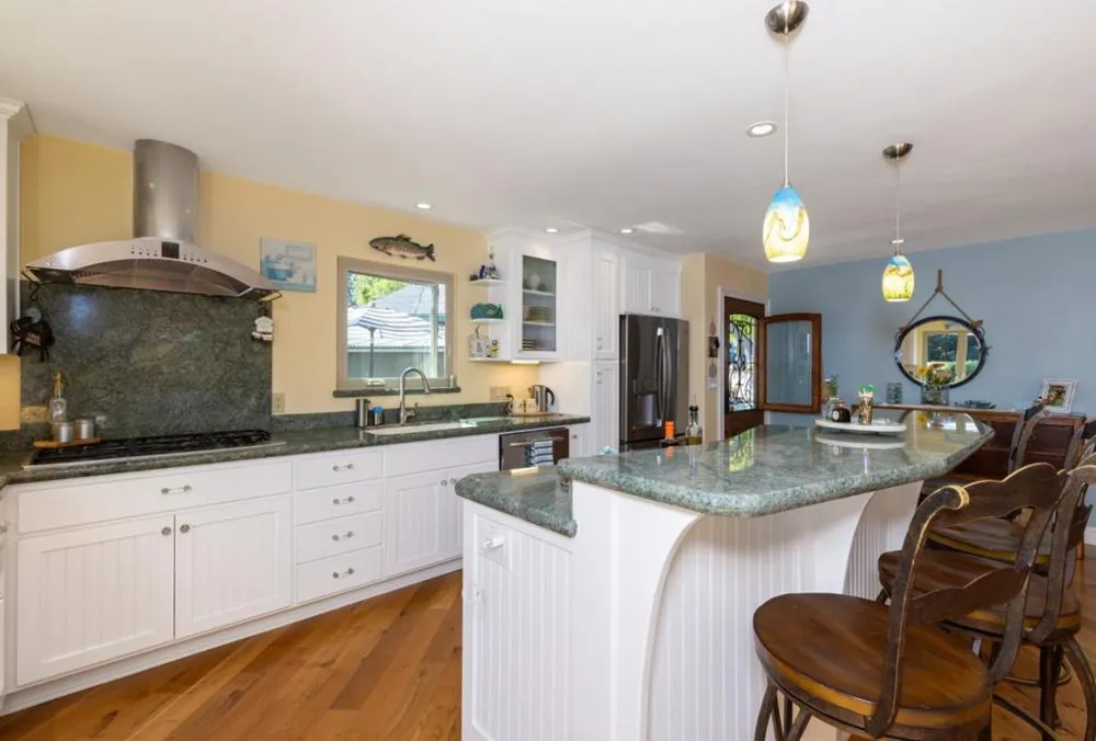 514 Humes Avenue Aptos, CA 95003