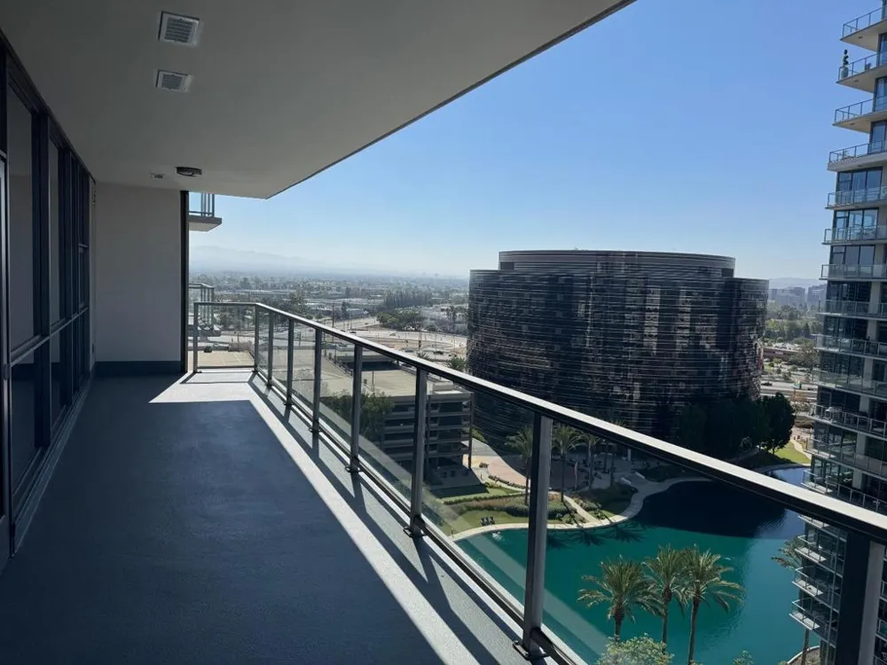 9 Macarthur Place Santa Ana, CA 92707