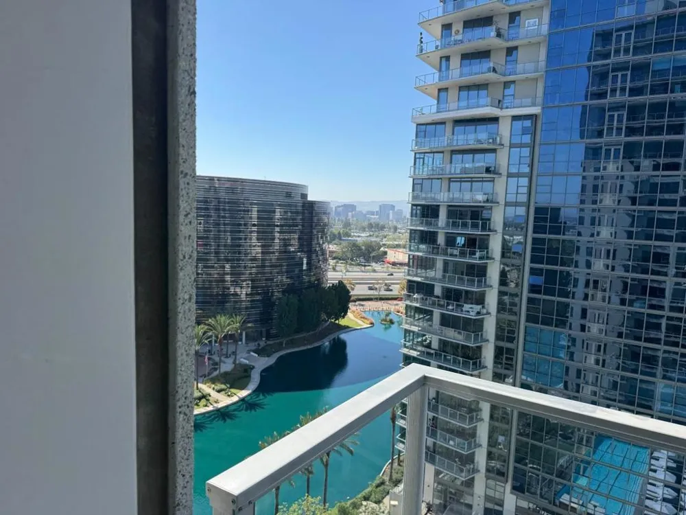 9 Macarthur Place Santa Ana, CA 92707