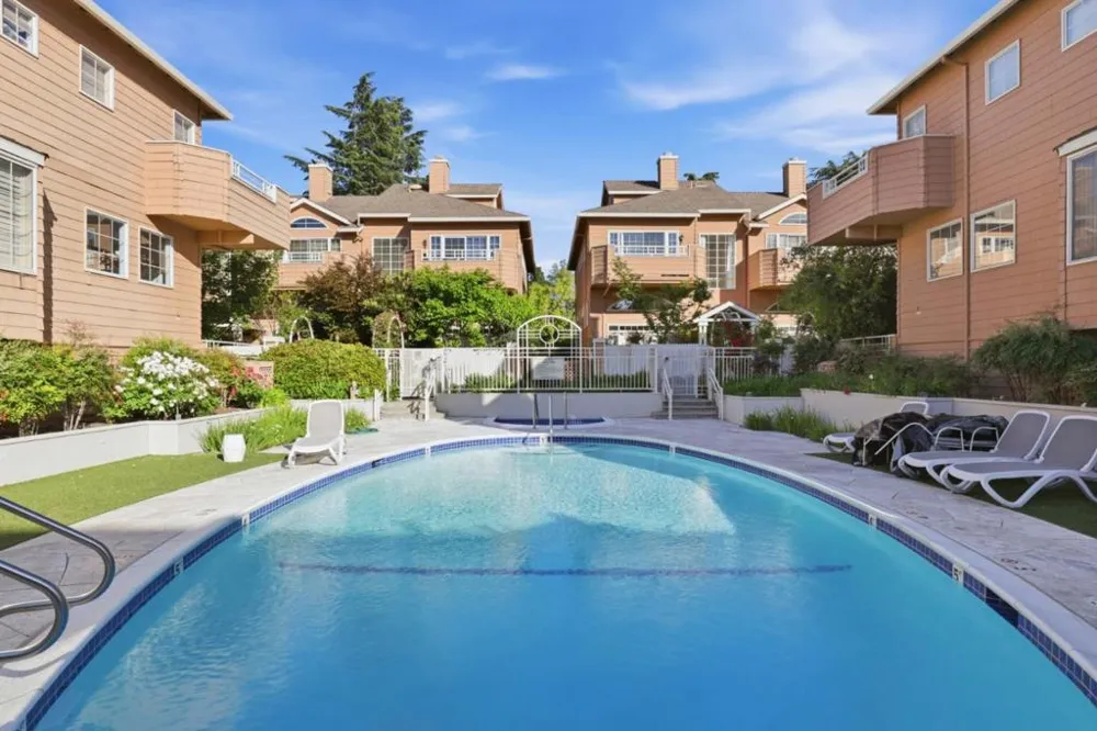 444 San Antonio Road #7B Palo Alto, CA 94306