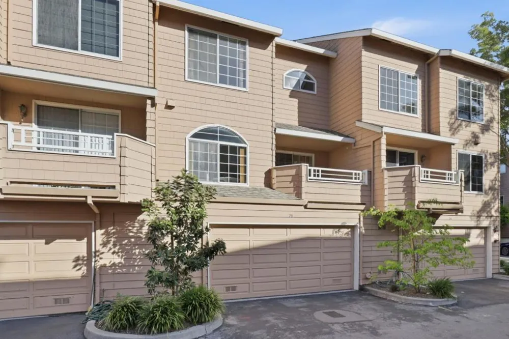 444 San Antonio Road #7B Palo Alto, CA 94306