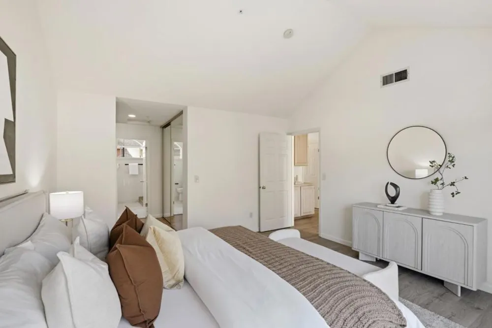 444 San Antonio Road #7B Palo Alto, CA 94306