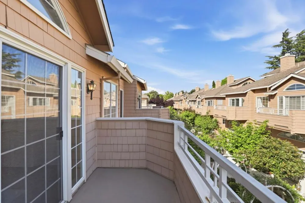444 San Antonio Road #7B Palo Alto, CA 94306