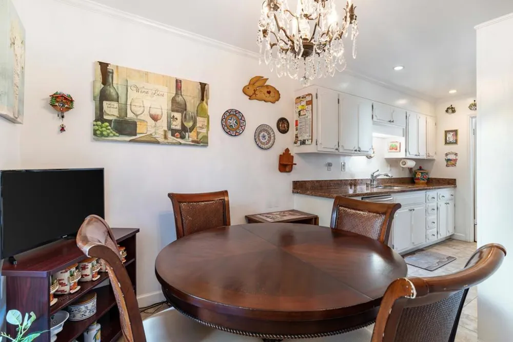 523 Maple Street San Mateo, CA 94402