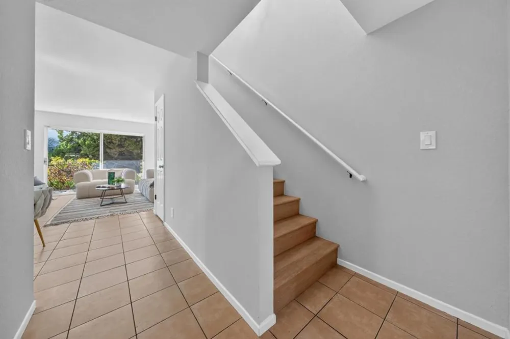 1063 Summershore Court San Jose, CA 95122