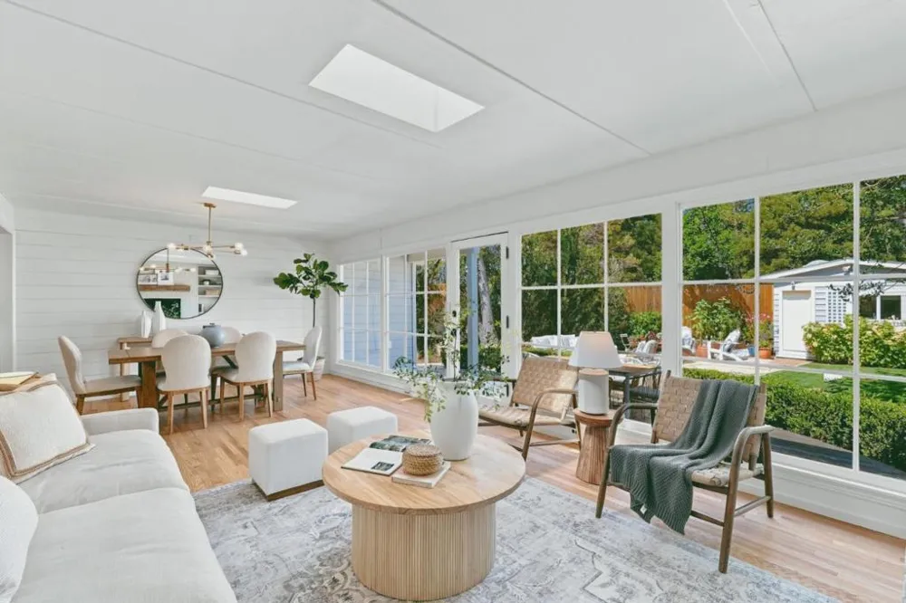 3751 Bay Road Menlo Park, CA 94025