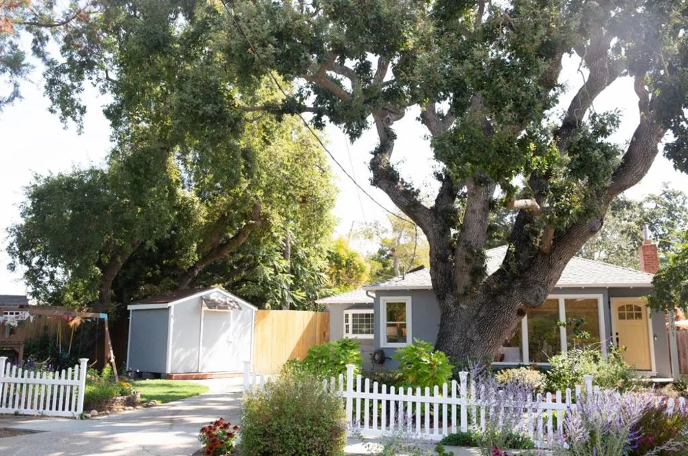 3751 Bay Road Menlo Park, CA 94025