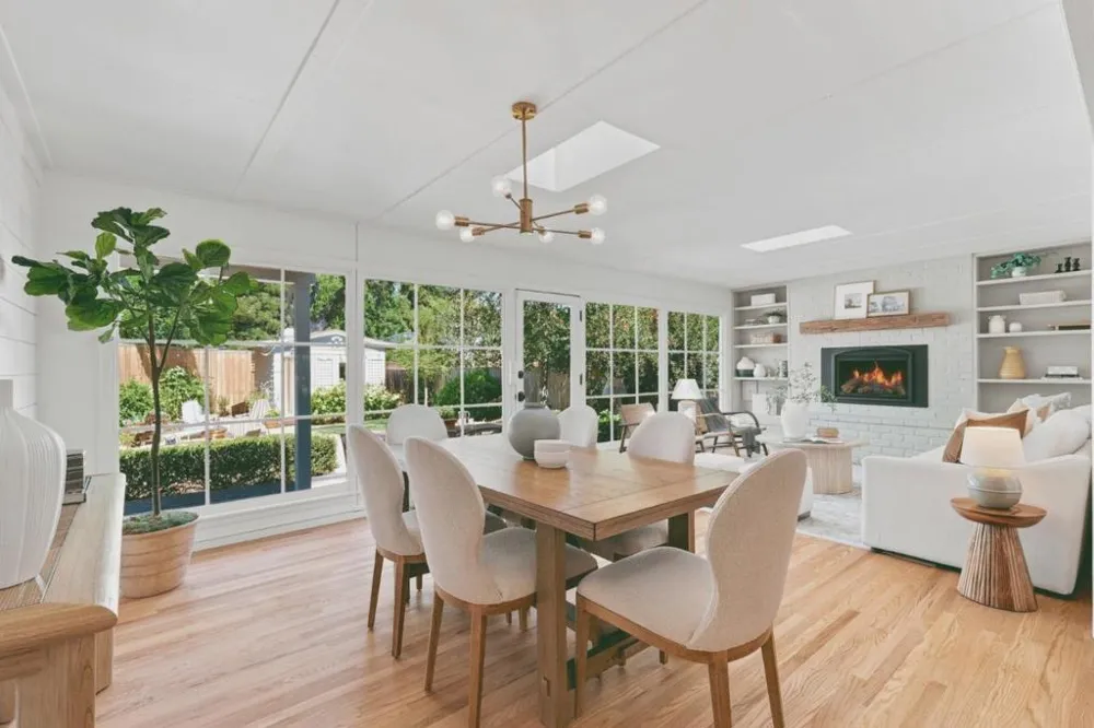 3751 Bay Road Menlo Park, CA 94025