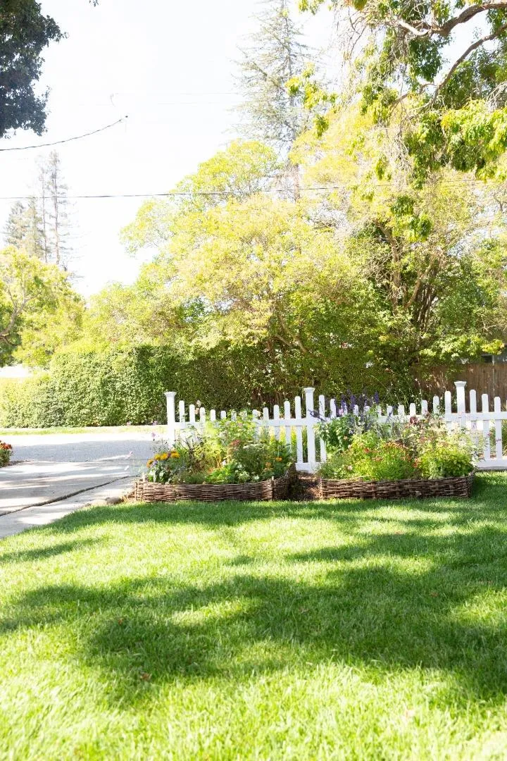 3751 Bay Road Menlo Park, CA 94025