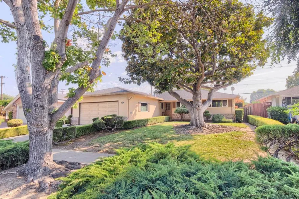 2466 Meridian Avenue San Jose, CA 95124