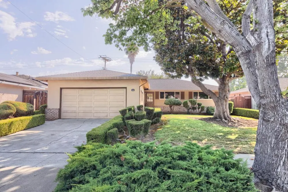 2466 Meridian Avenue San Jose, CA 95124