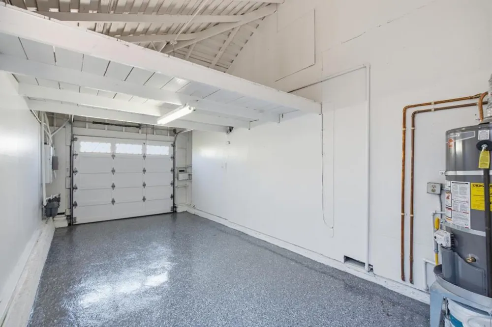 2229 Howard Avenue San Carlos, CA 94070