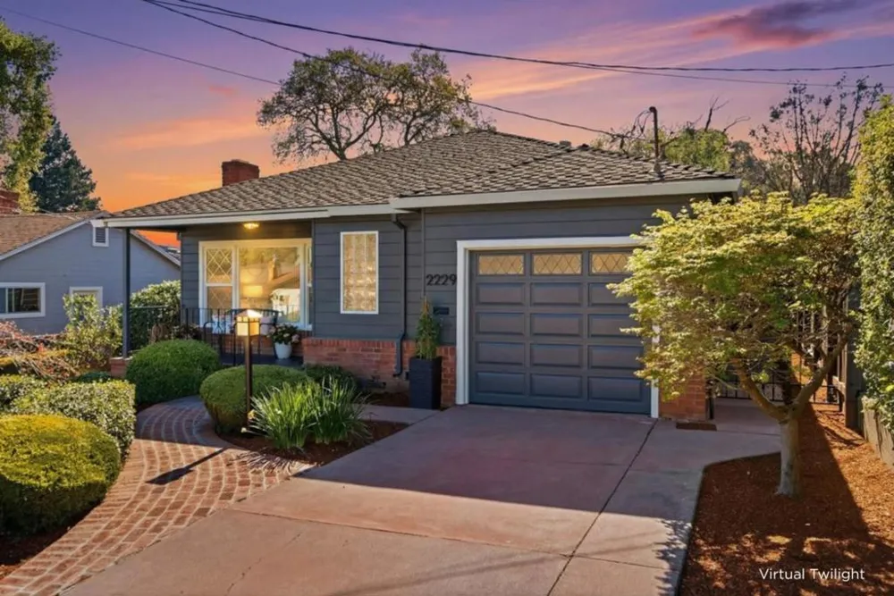 2229 Howard Avenue San Carlos, CA 94070