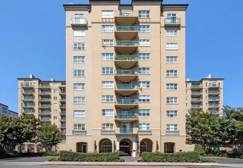 1 Baldwin Avenue #1008