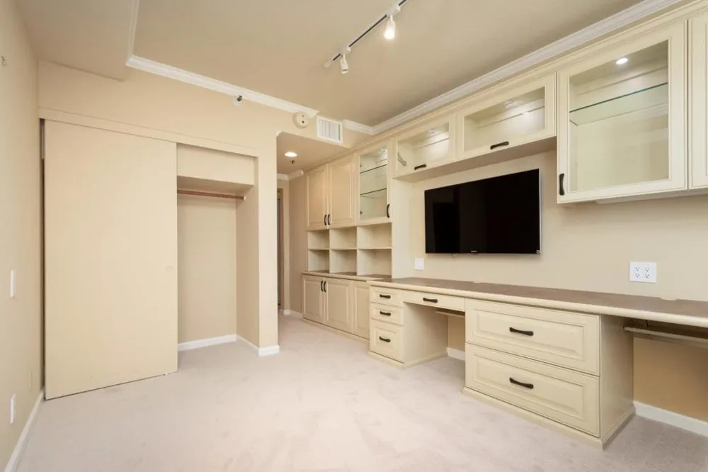 1 Baldwin Avenue #1008 San Mateo, CA 94401