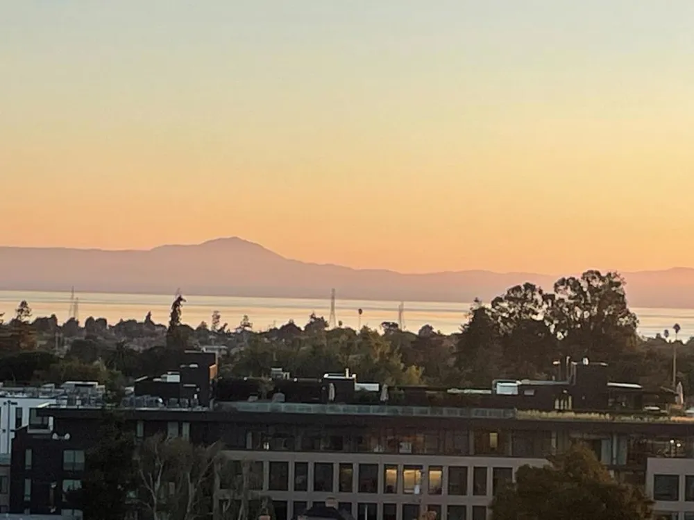 1 Baldwin Avenue #1008 San Mateo, CA 94401