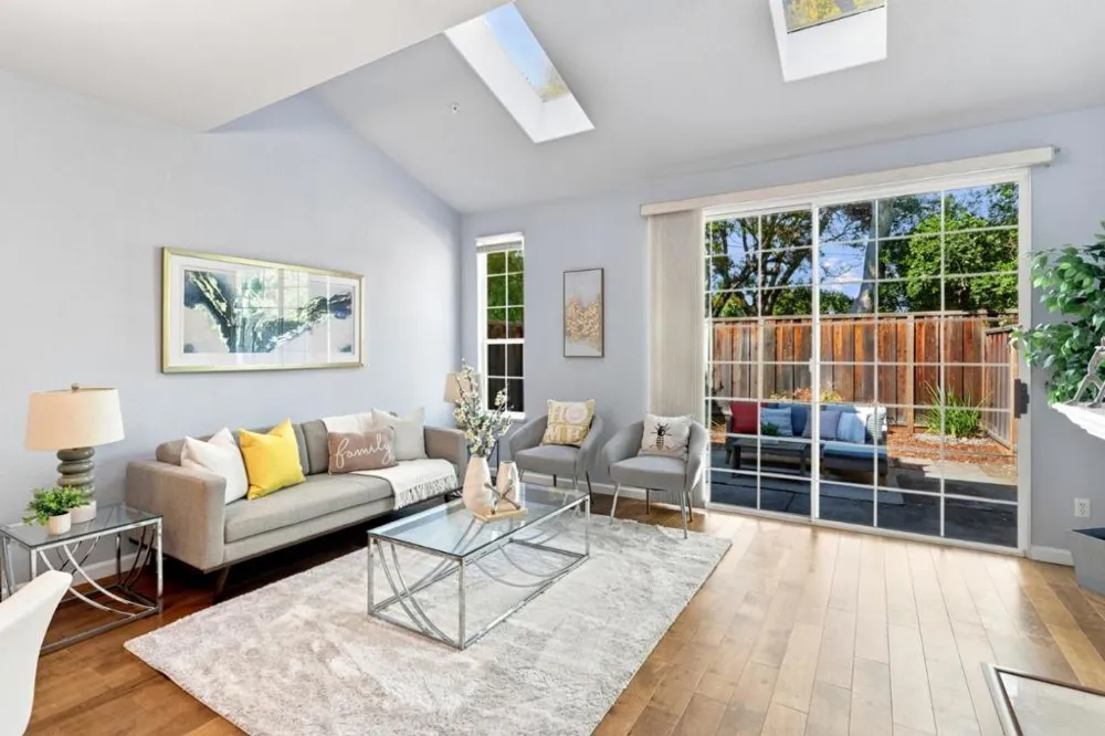 4173 El Camino Real #17 Palo Alto, CA 94306