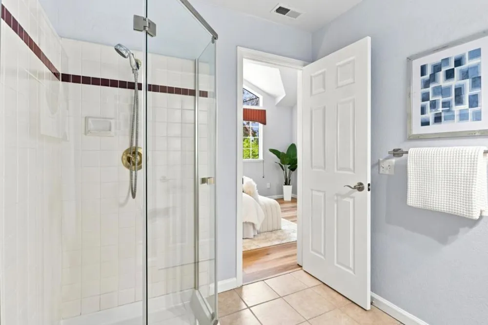 4173 El Camino Real #17 Palo Alto, CA 94306