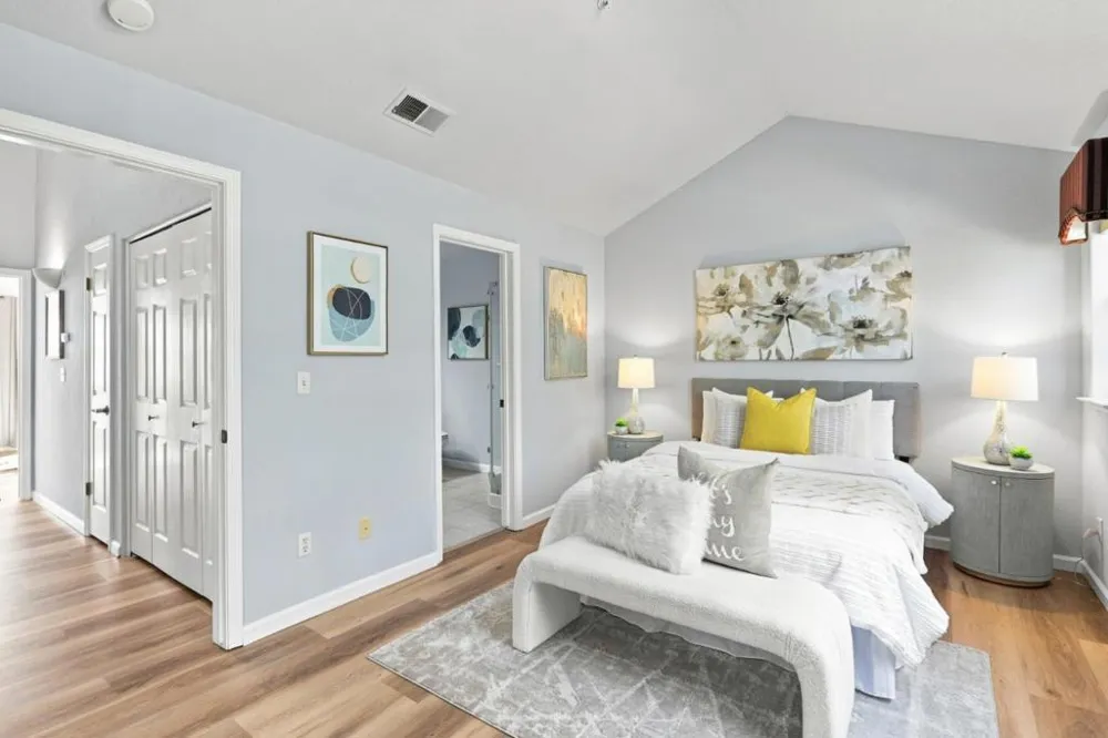 4173 El Camino Real #17 Palo Alto, CA 94306