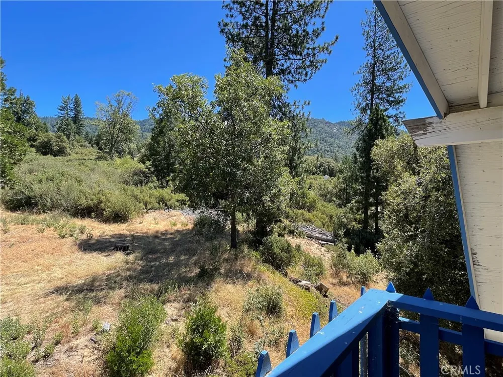 6122 Chowchilla Mountain Mariposa, CA 95338