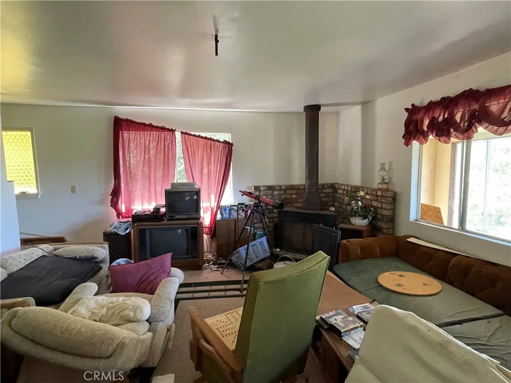 6122 Chowchilla Mountain Mariposa, CA 95338