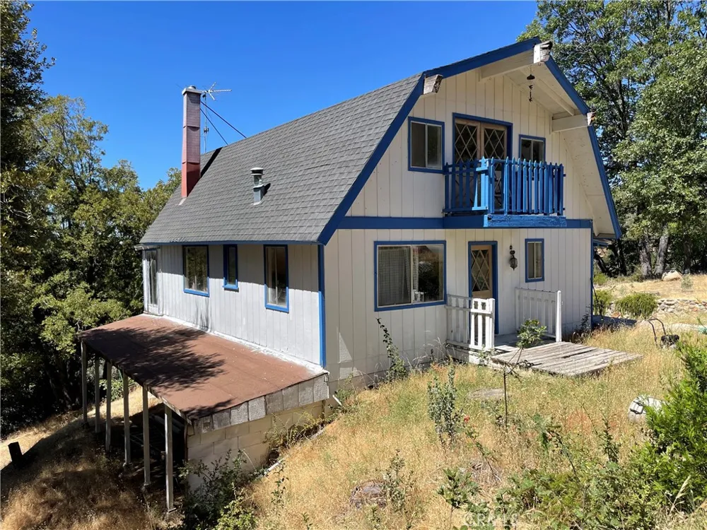 6122 Chowchilla Mountain Mariposa, CA 95338