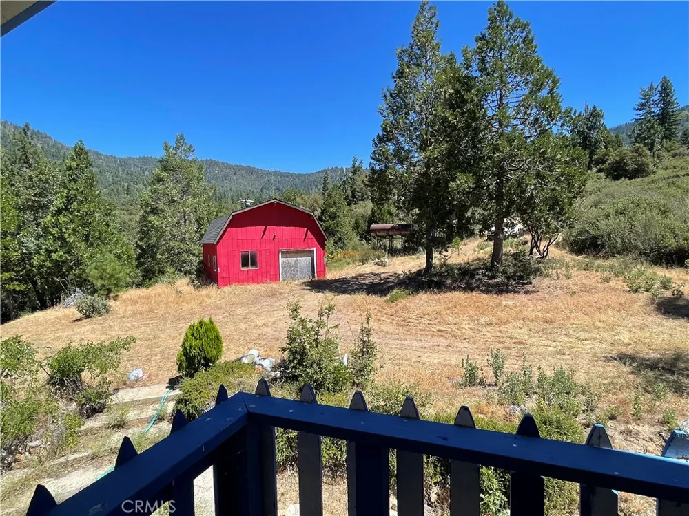 6122 Chowchilla Mountain Mariposa, CA 95338