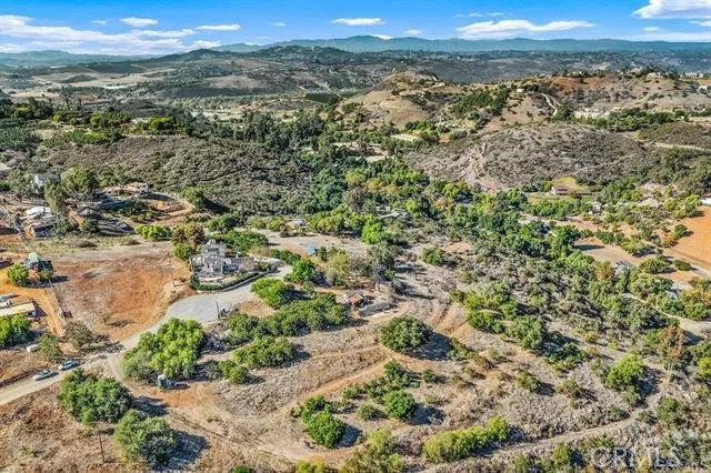 1589 Aldorado Vista, CA 92084