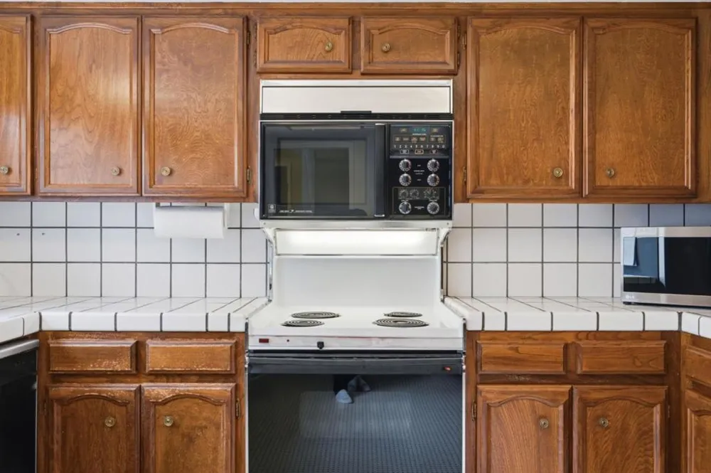 25 Rinconada Circle Belmont, CA 94002