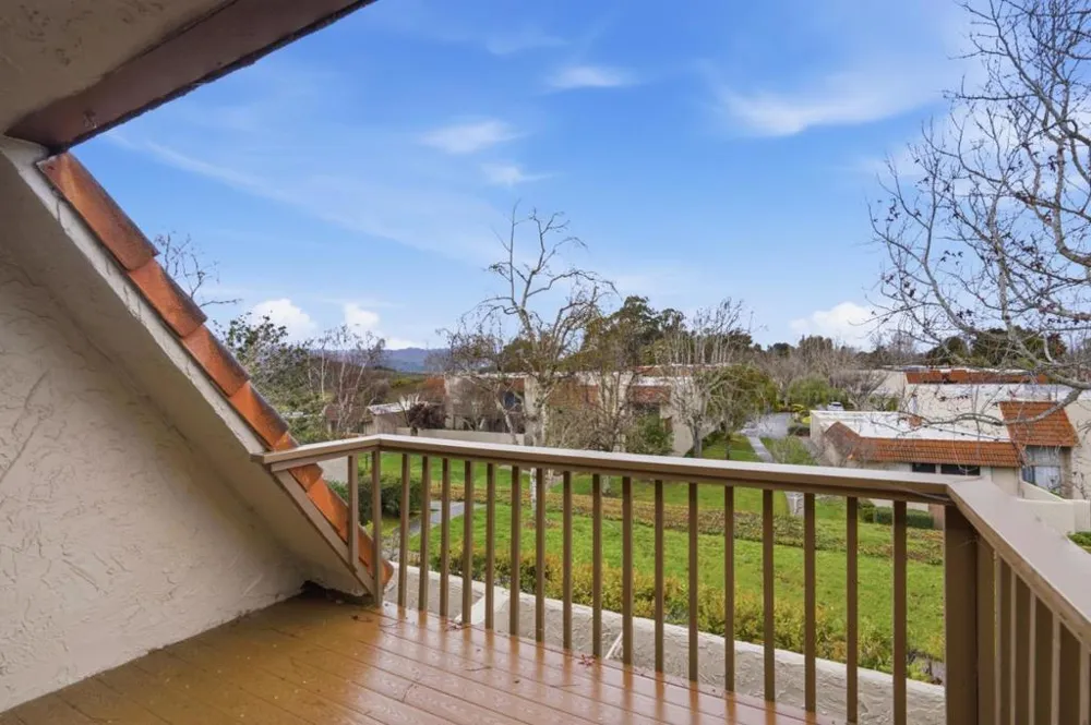 25 Rinconada Circle Belmont, CA 94002