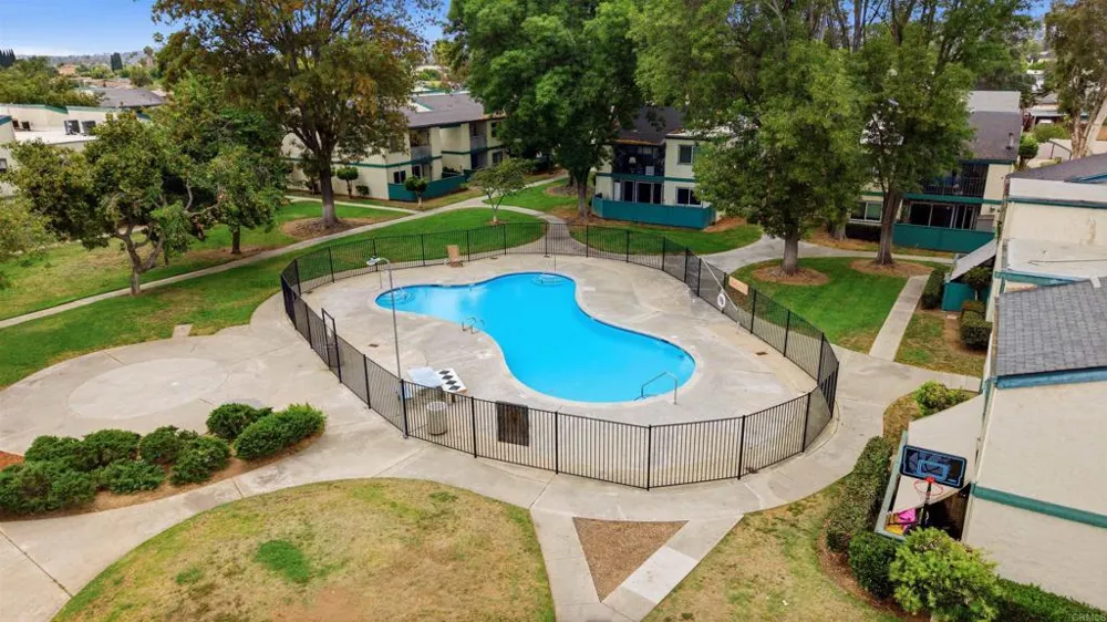 1811 E Grand Avenue #178 Escondido, CA 92027