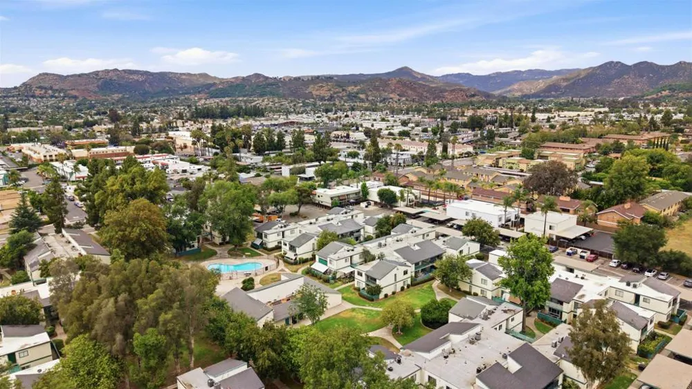 1811 E Grand Avenue #178 Escondido, CA 92027